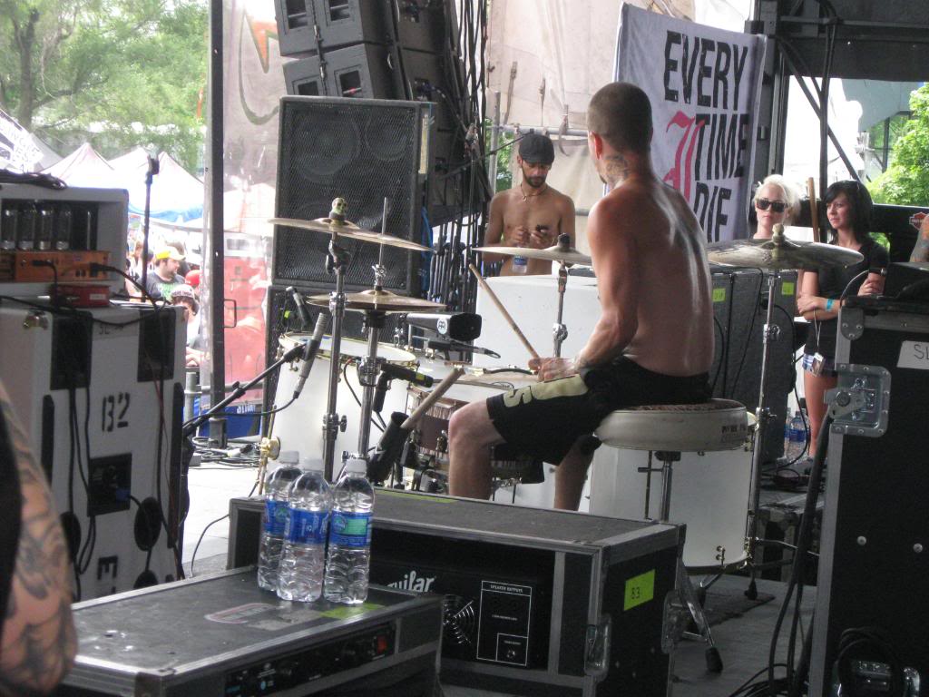 Lagwagon « Tiled Desktop Wallpaper - Musical Ensemble - HD Wallpaper 