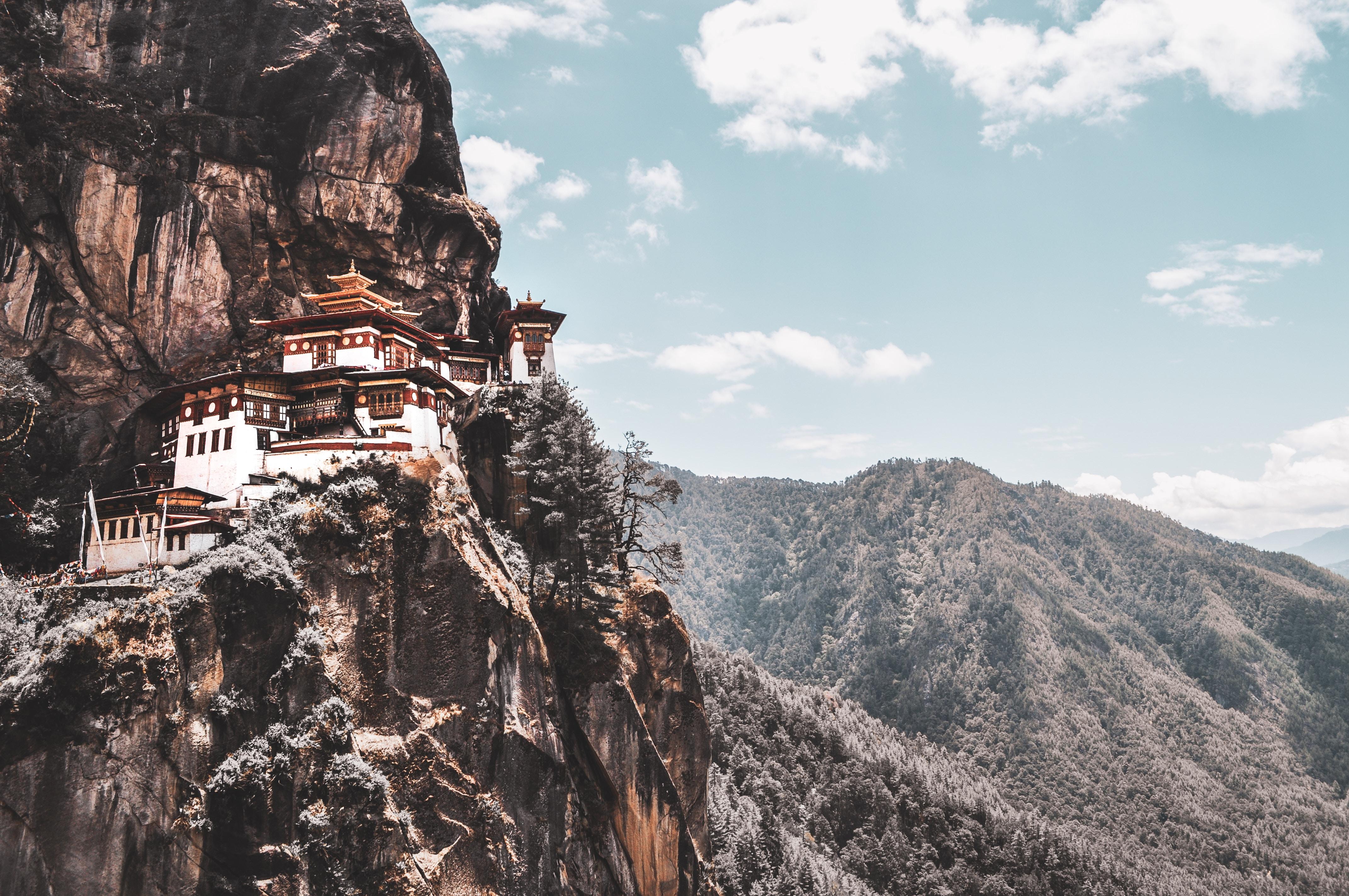 Mountains, Building, Pagoda, Temple, Architecture - Himalayas Bhutan - HD Wallpaper 