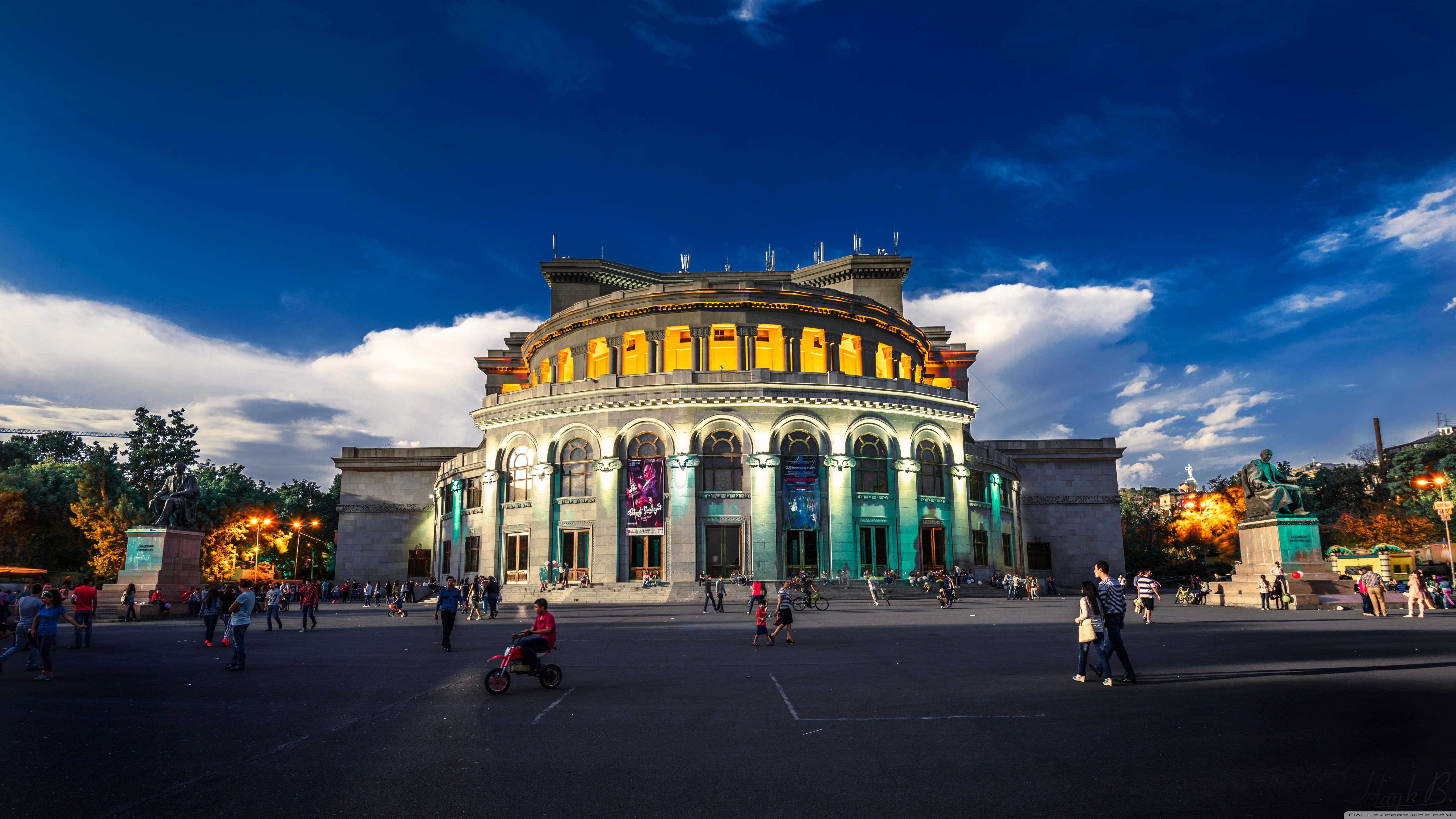 4k Armenian Opera House Wallpaper For Desktop And Mobile - Armenia Yerevan - HD Wallpaper 
