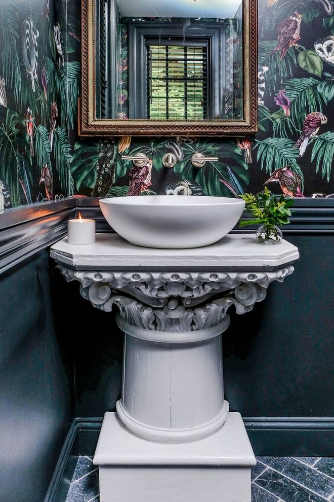 Vessel Sink And Surface Mount Sink Antique Mirror Black - Powder Room Antique Mirror - HD Wallpaper 