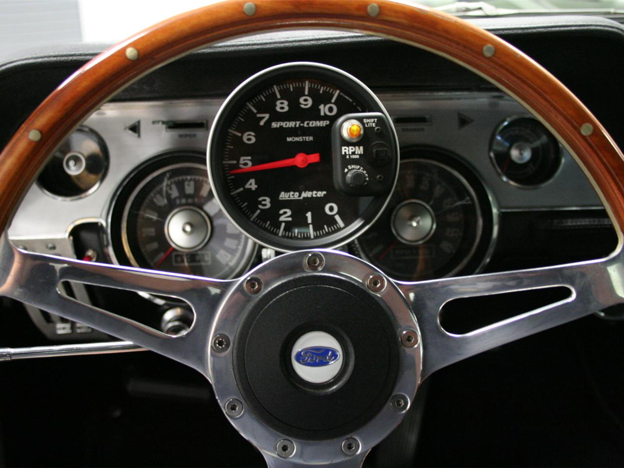 Shelby Mustang Gt500 Eleanor Wallpaper - Ford Mustang Gt 1967 Interior - HD Wallpaper 