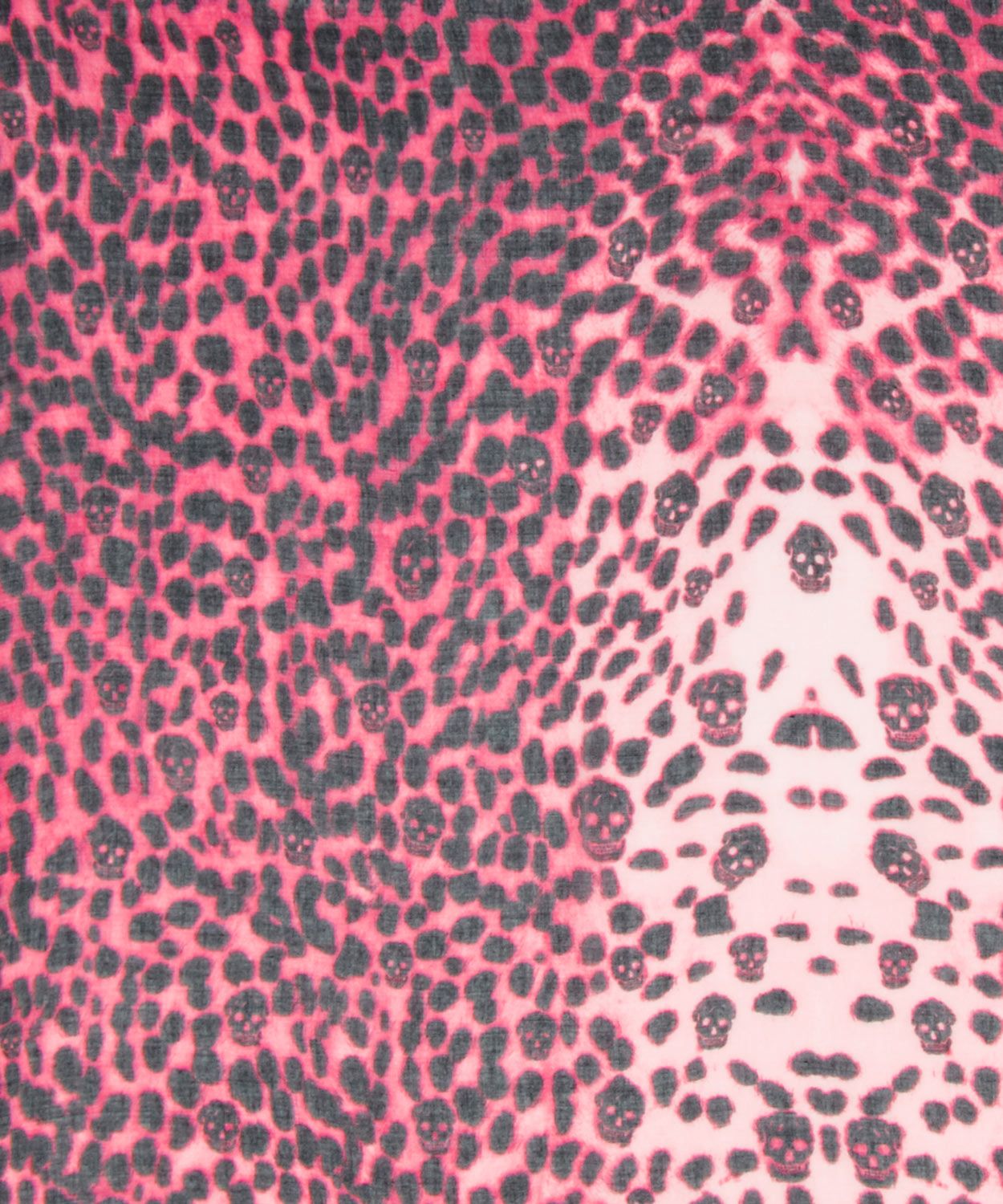 Alexander Mcqueen Leopard Scarf Pashmina - HD Wallpaper 