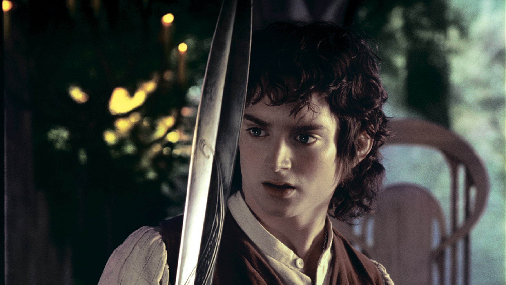 Wallpaper Lord Of The Rings Curly Face Elijah Wood - Frodo Baggins The Lord Of The Rings - HD Wallpaper 