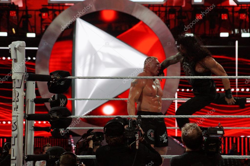 Roman Reigns Superman Shirt - HD Wallpaper 