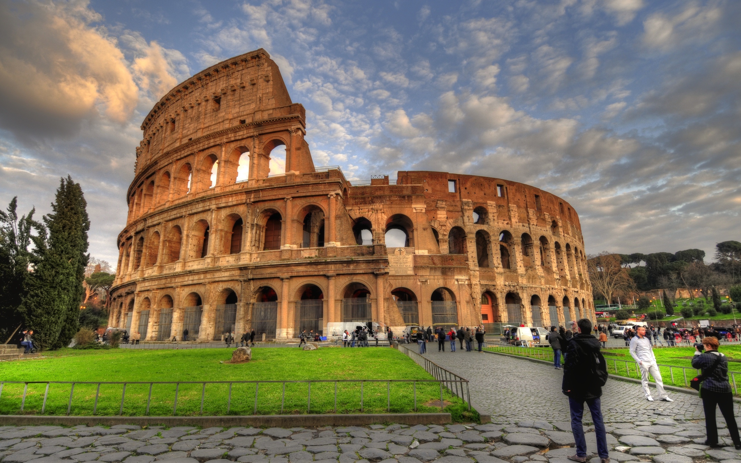 Rome Wallpaper - Colosseum - HD Wallpaper 