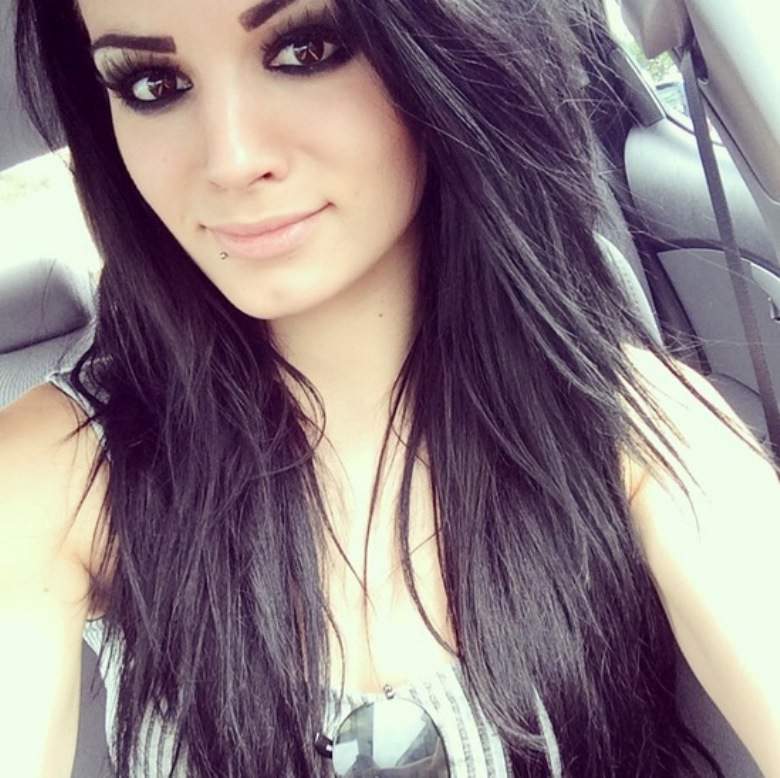 Wwe Paige Selfies - HD Wallpaper 