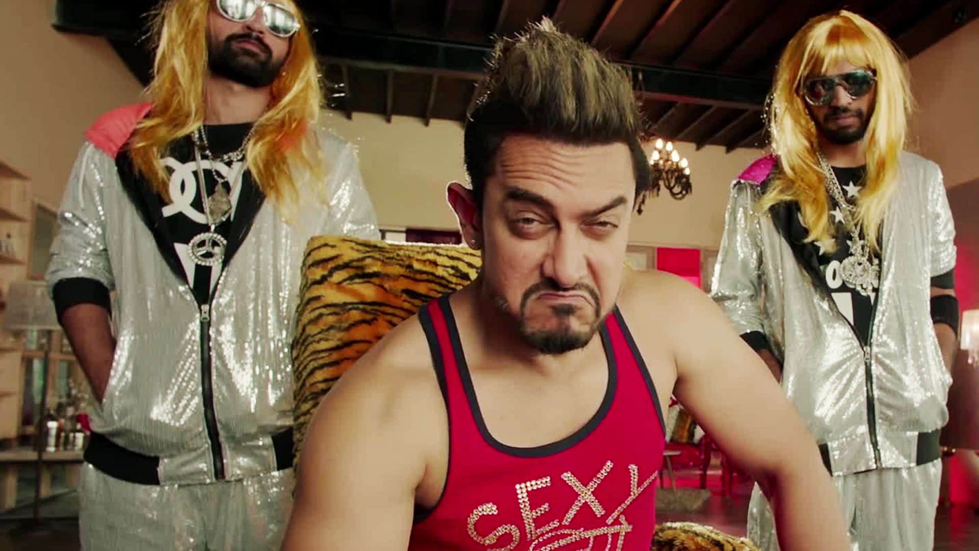 Aamir Khan Secret Superstar Wallpaper Hd - Shave Boys Aamir Khan Superstar - HD Wallpaper 