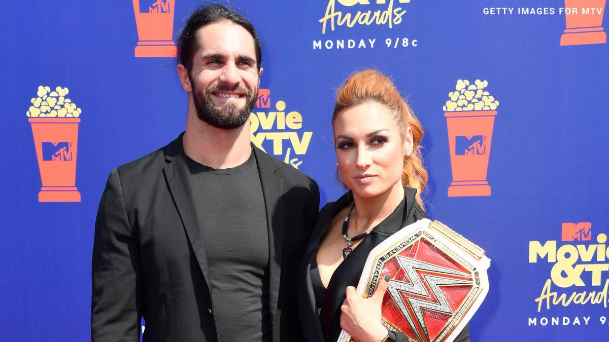 Becky Lynch And Seth Rollins - HD Wallpaper 