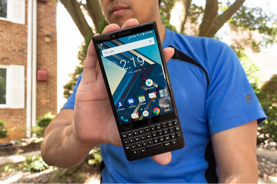 Blackberry Key2 - HD Wallpaper 