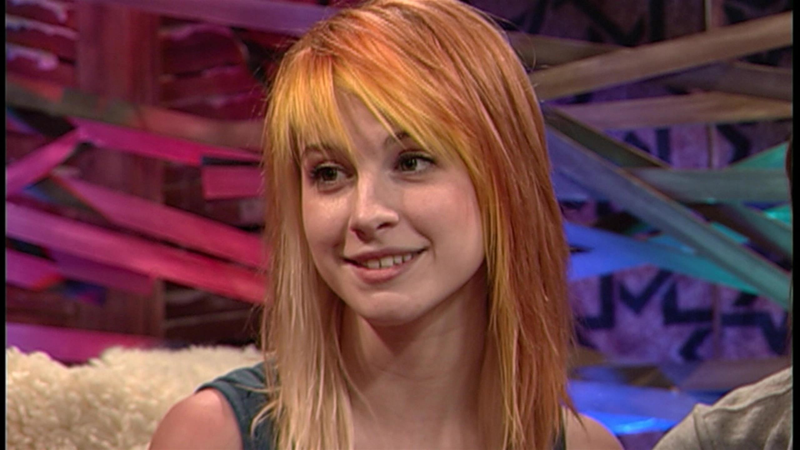 Poser Paste - Hayley Williams - HD Wallpaper 