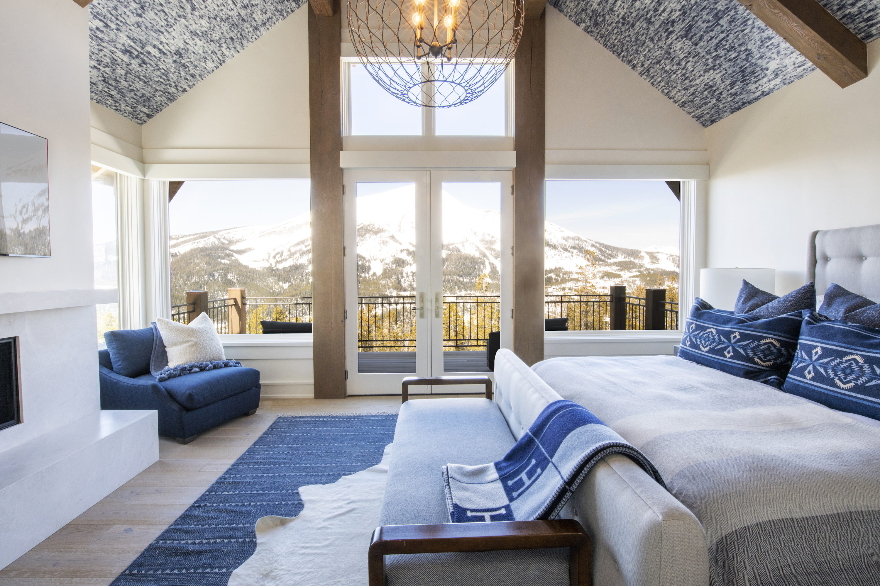 Vaulted Ceiling - HD Wallpaper 