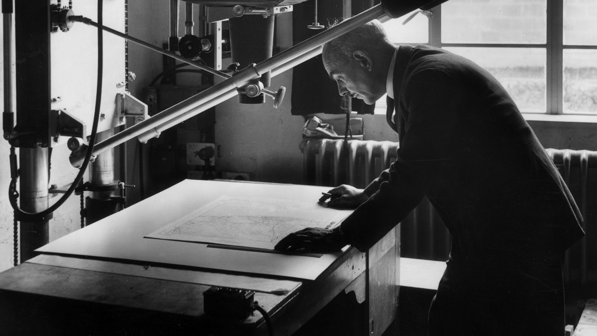 Monochrome - HD Wallpaper 