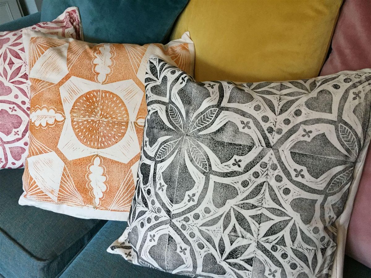 Cushion - HD Wallpaper 