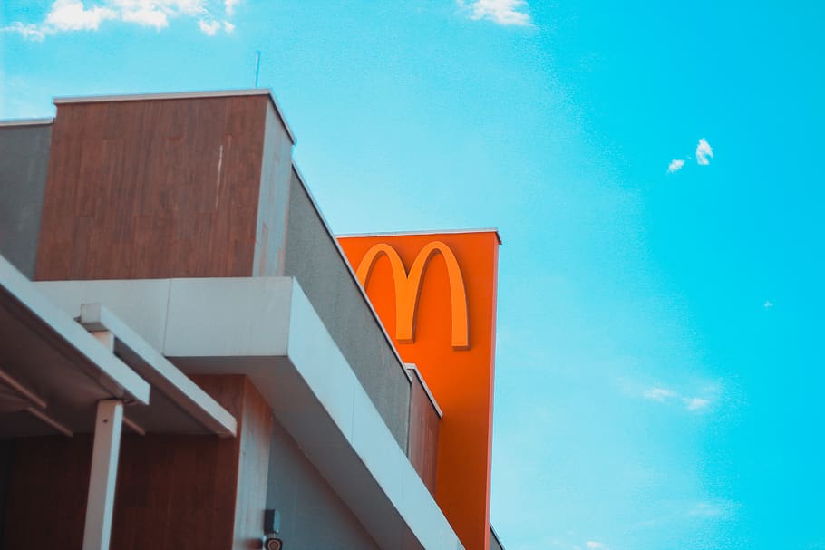 Brazil, Americana, Avenida Brasil, Mcdonald S, Fast - Architecture - HD Wallpaper 