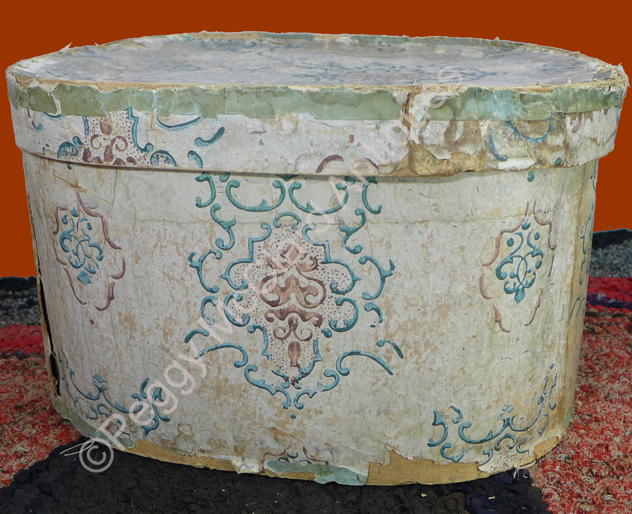 Large Antique Bandbox With Handstamped Wallpaper - HD Wallpaper 