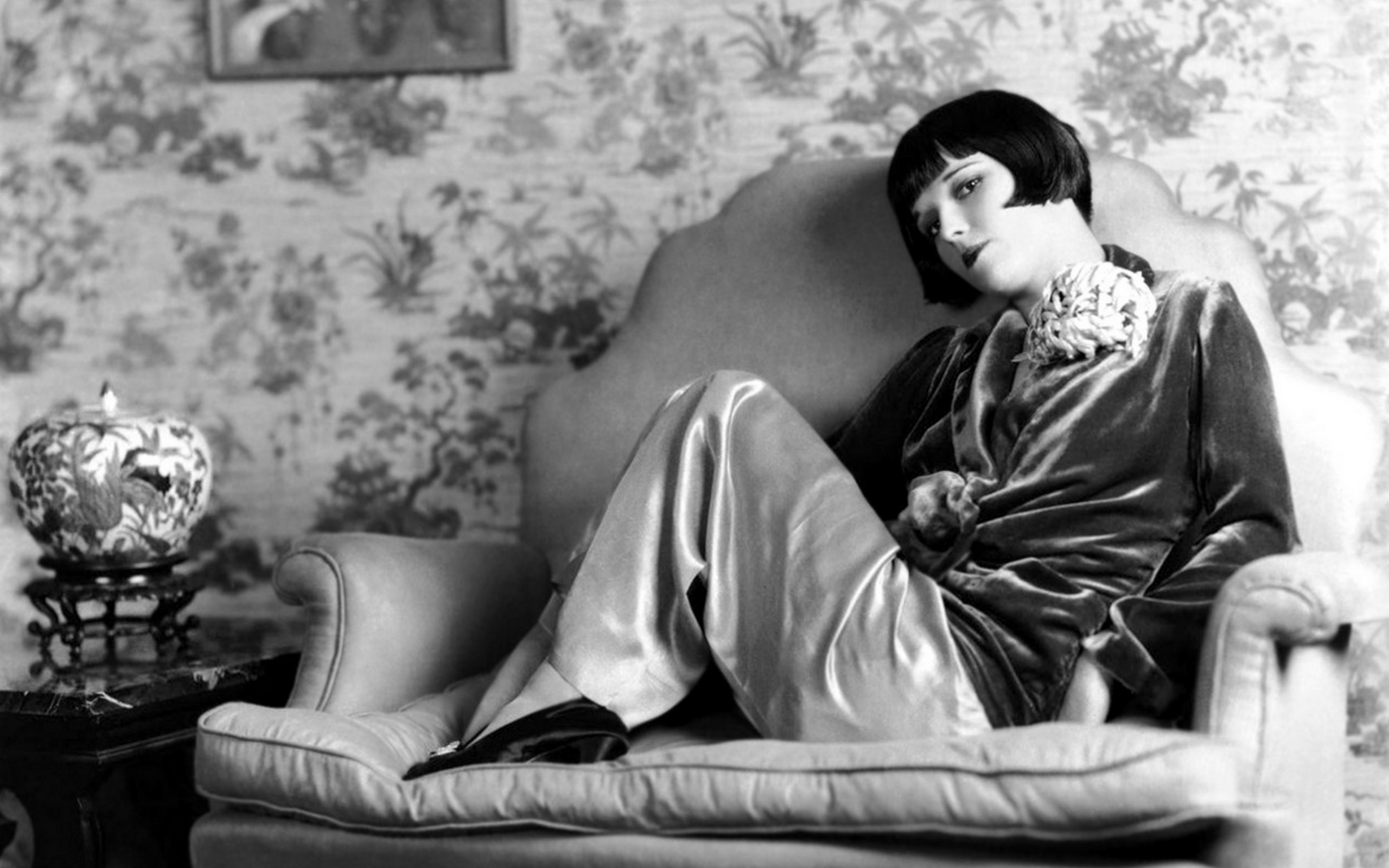 Louise Widescreen Wallpaper - Louise Brooks - HD Wallpaper 