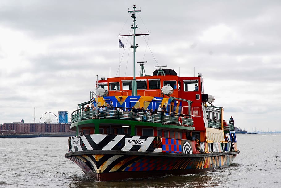 Liverpool, United Kingdom, Dazzle Ship, Snowdrop, Docks, - HD Wallpaper 