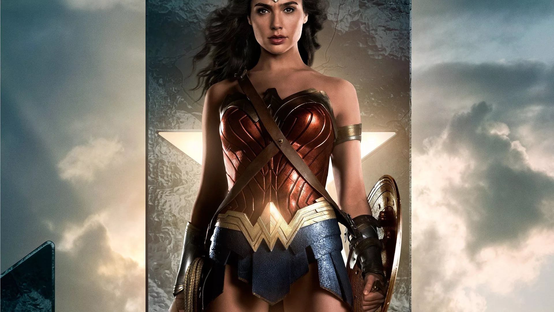 Wonder Woman Hot Hd Desktop Wallpaper - Wonder Woman Movie Armour - HD Wallpaper 