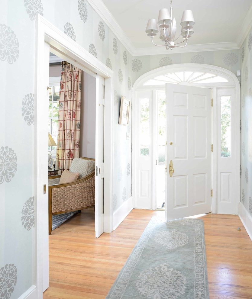 Charleston Silver Damask Wallpaper With Heating And - Home Door - HD Wallpaper 