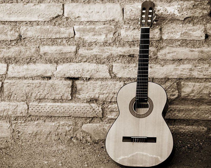 Acoustic Guitar Wallpaper - Behind Every Favourite Song Is An Untold Story  - 800x637 Wallpaper 