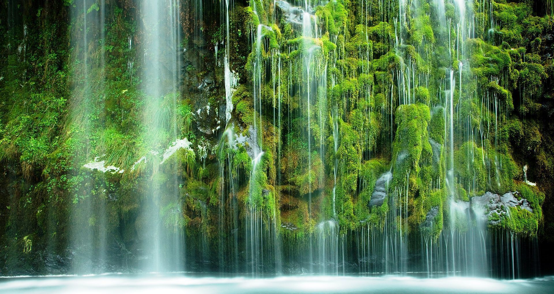 Free Animated Waterfall Desktop Wallpaper - Water Fall Wallpaper Hd  Download - 1920x1020 Wallpaper 