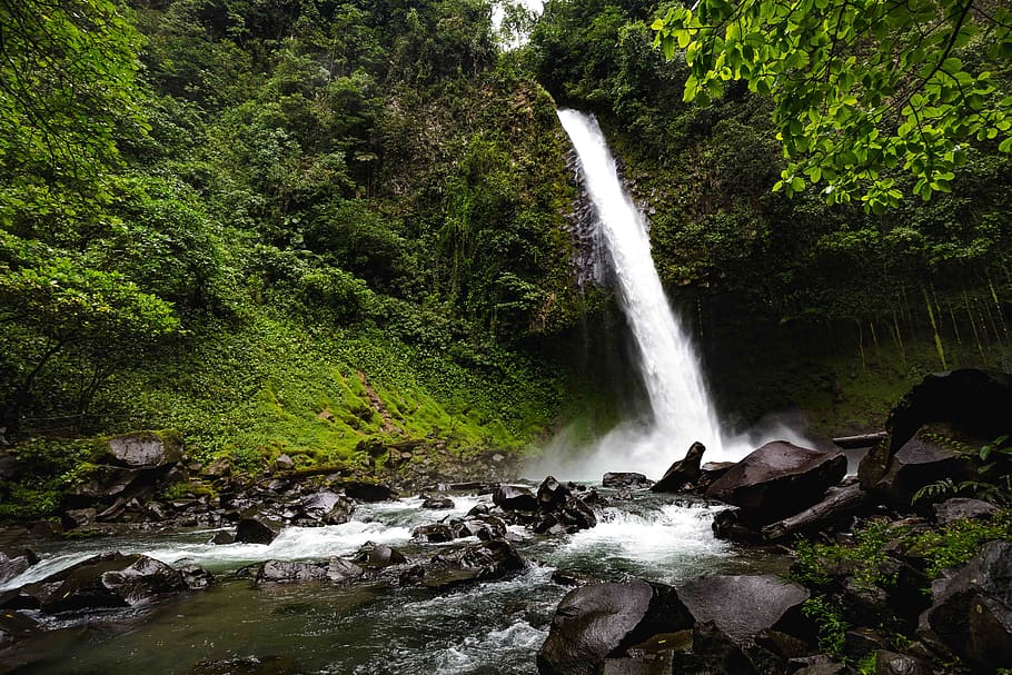 Costa Rica, La Fortuna De San Carlos, La Fortuna Waterfall, - HD Wallpaper 