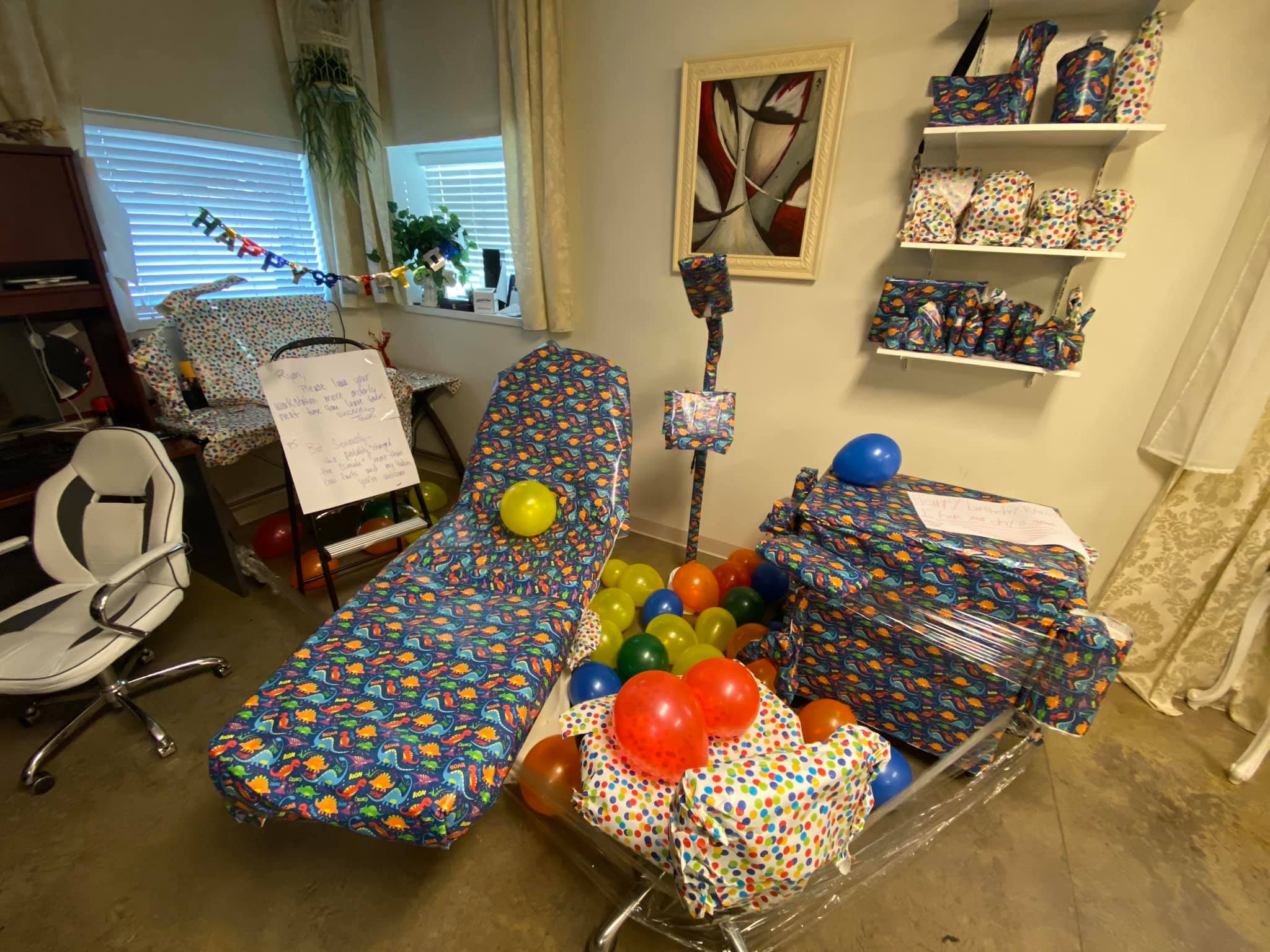 Office Chair - HD Wallpaper 