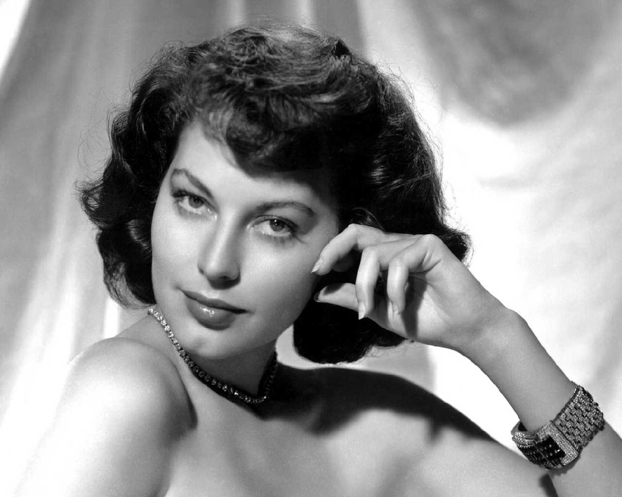 Ava Gardner - HD Wallpaper 