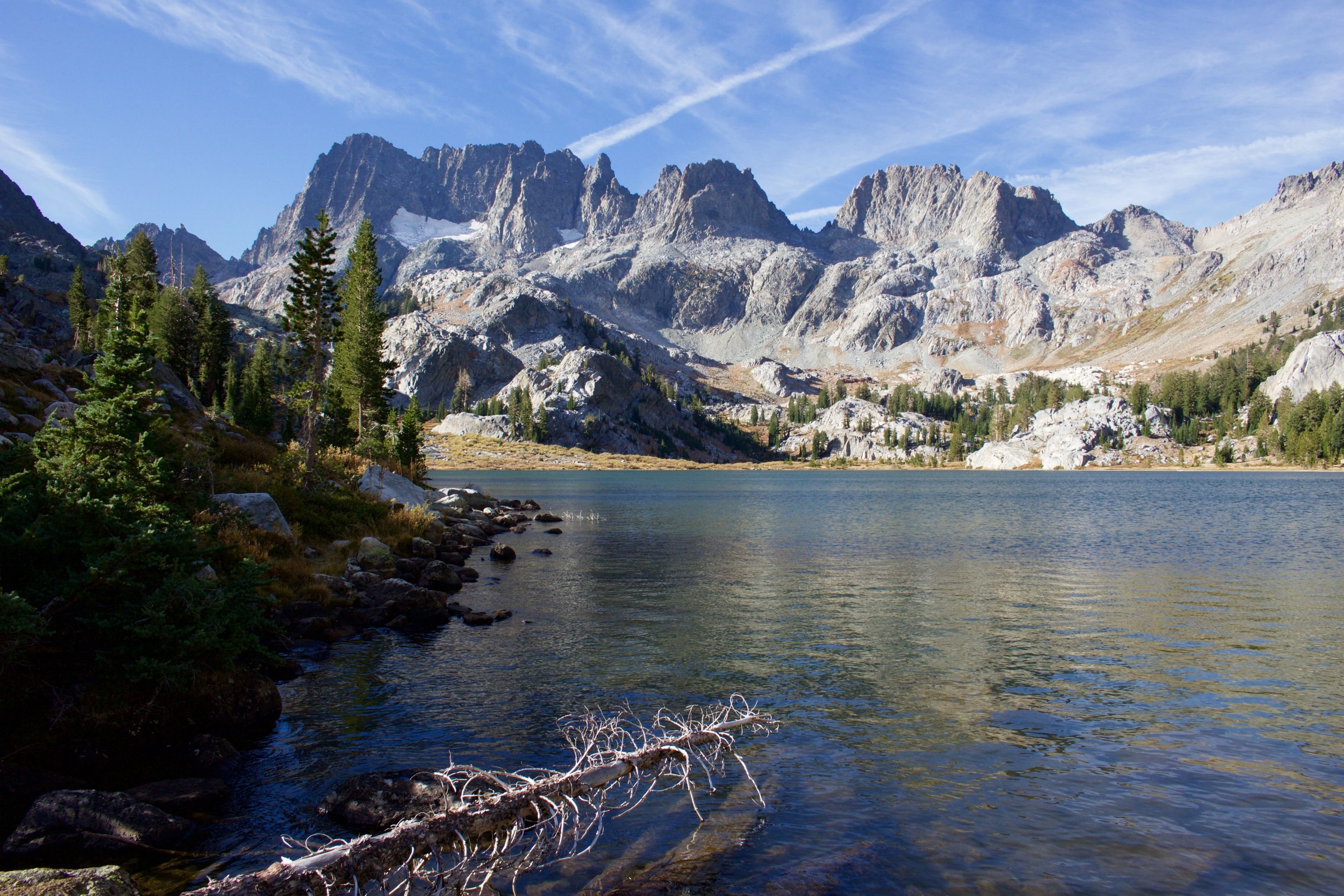 Ediza Lake Ansel Adams Wilderness Wallpaper - Iceberg Lake - HD Wallpaper 
