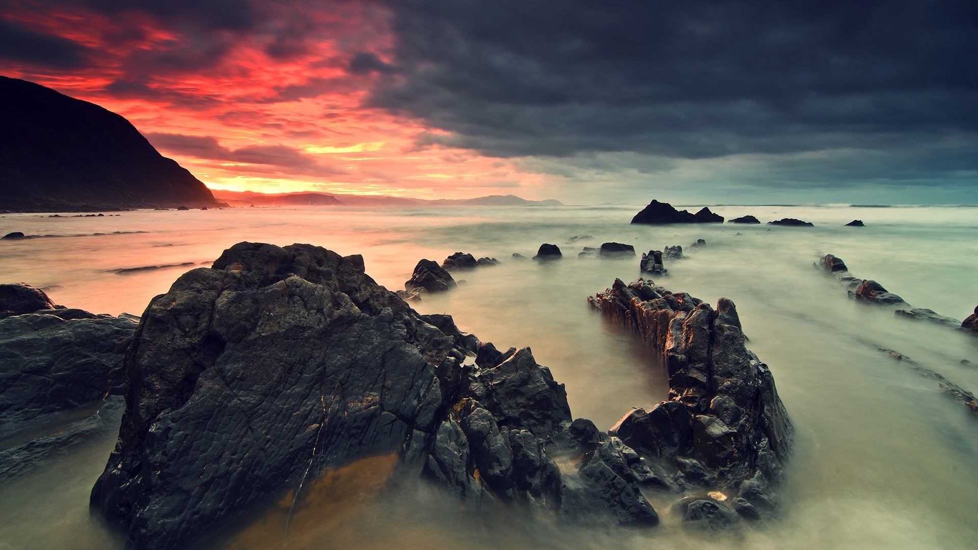 Misty Backgrounds, Rnr75 Collection - HD Wallpaper 