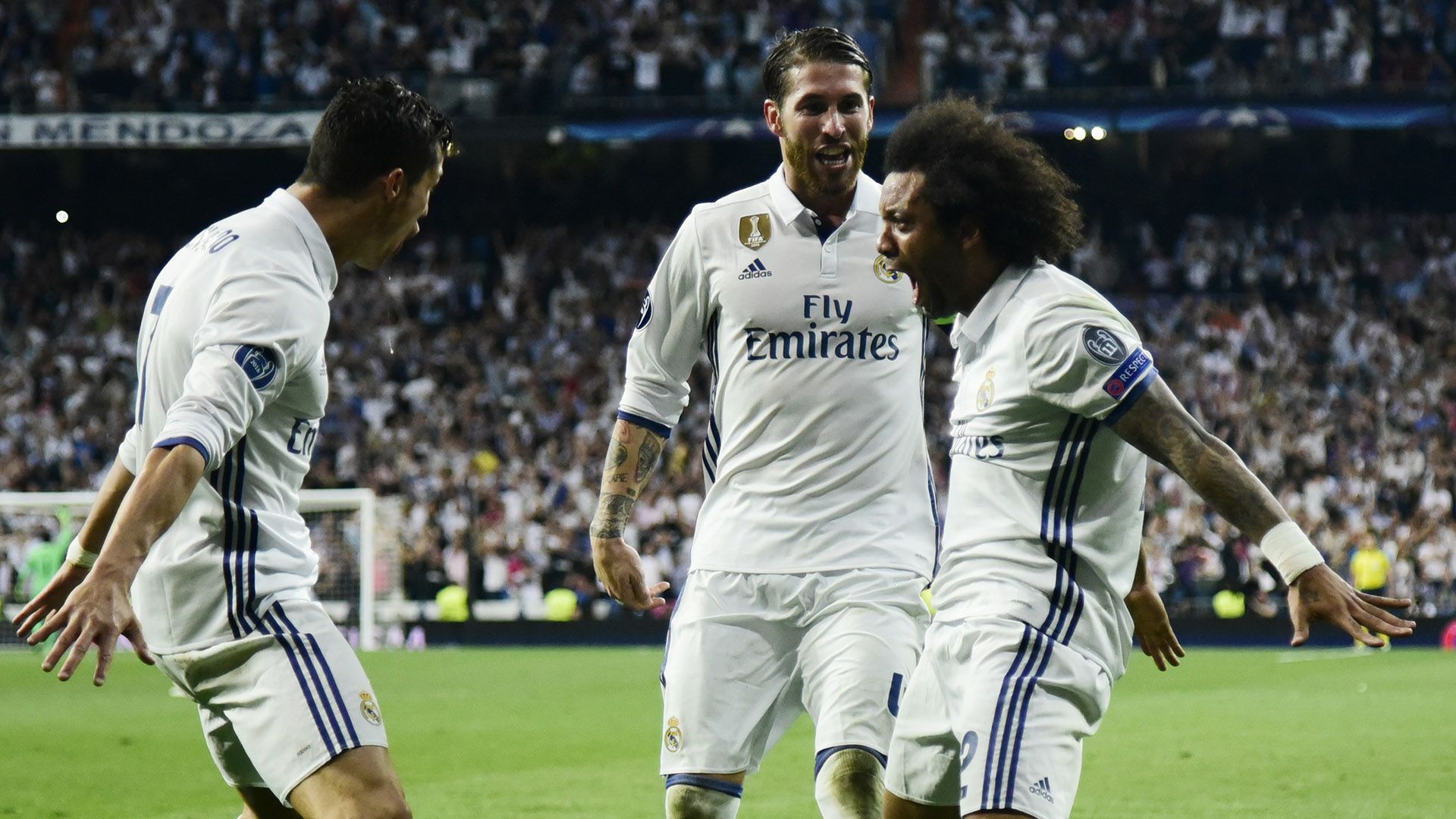 Real Madrid Marcelo And Ronaldo - HD Wallpaper 