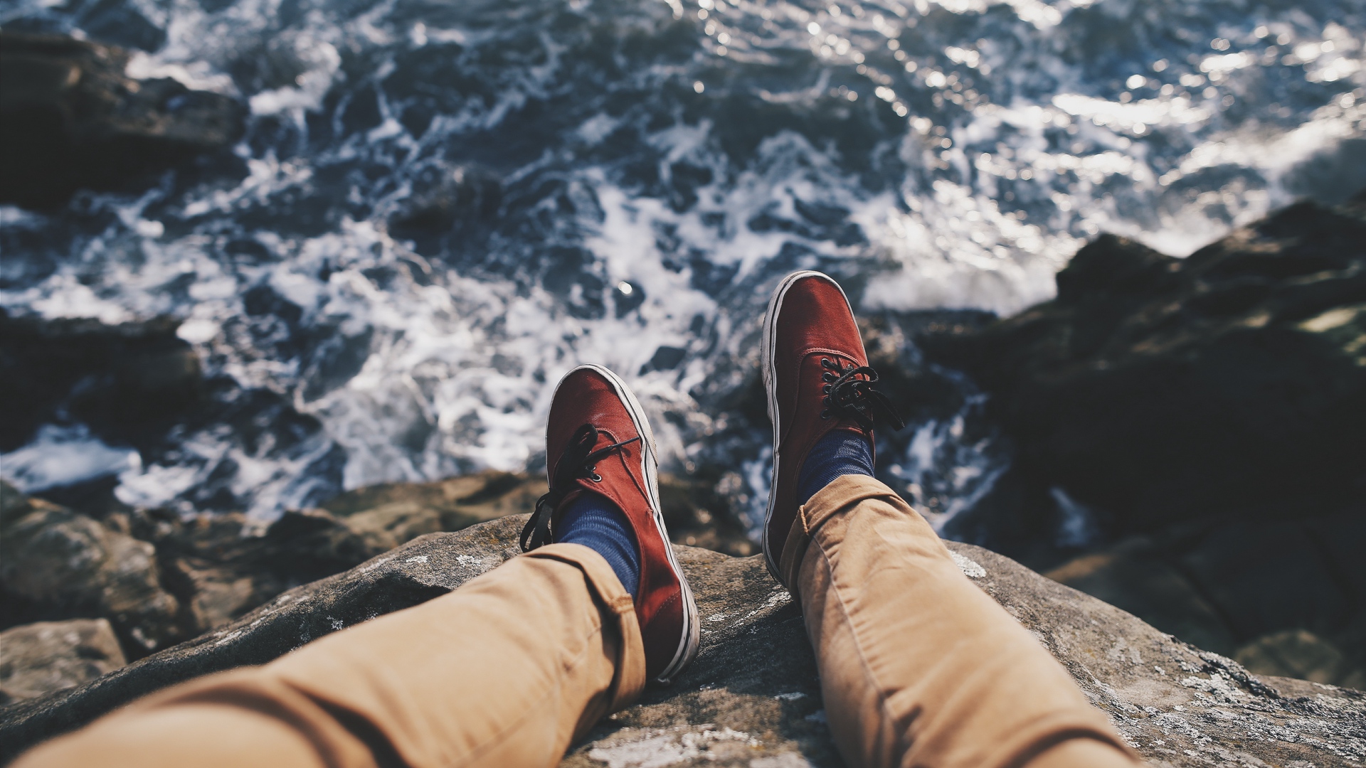 Wallpaper Feet, Sea, Waves, Vacation - Point Of View Photography With Legs - HD Wallpaper 