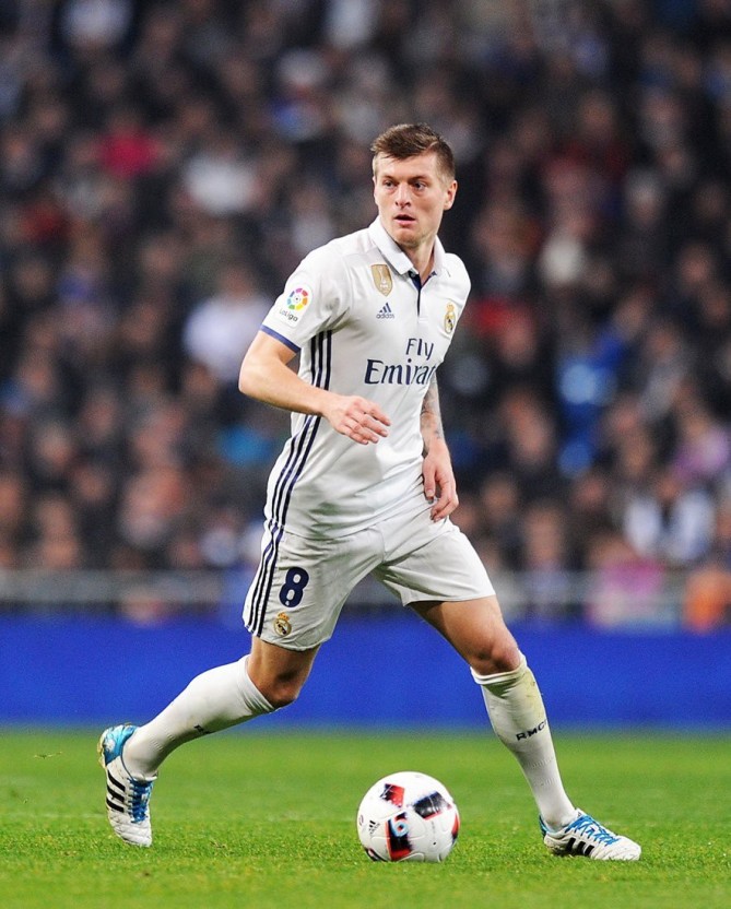 Toni Kroos Adidas 11pro - HD Wallpaper 