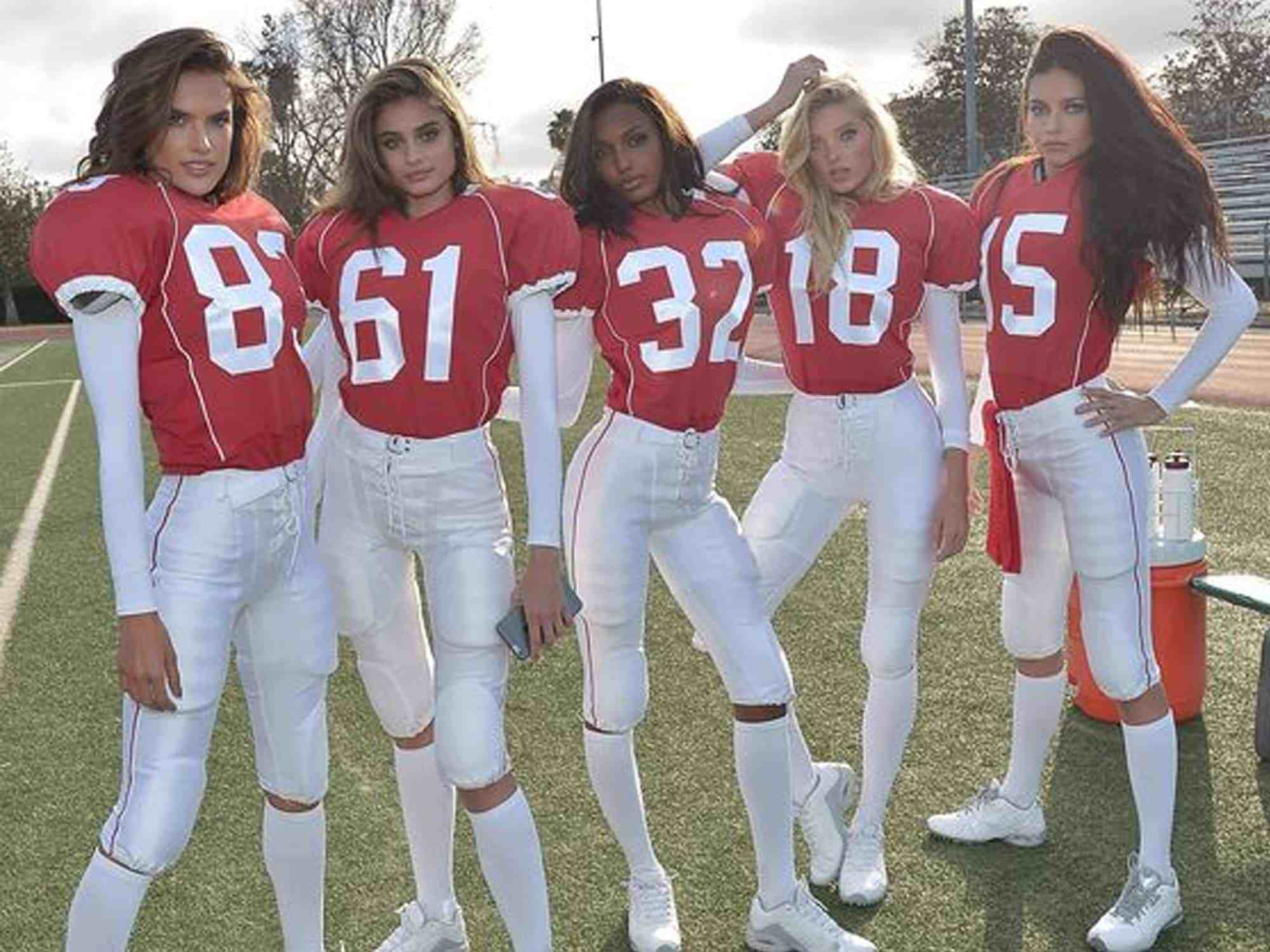 Teen Group Hd