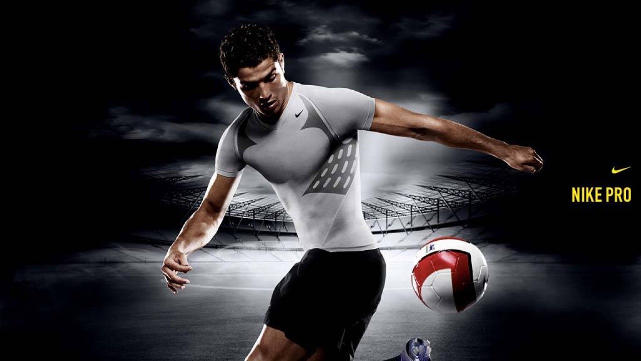 Cristiano Ronaldo - HD Wallpaper 