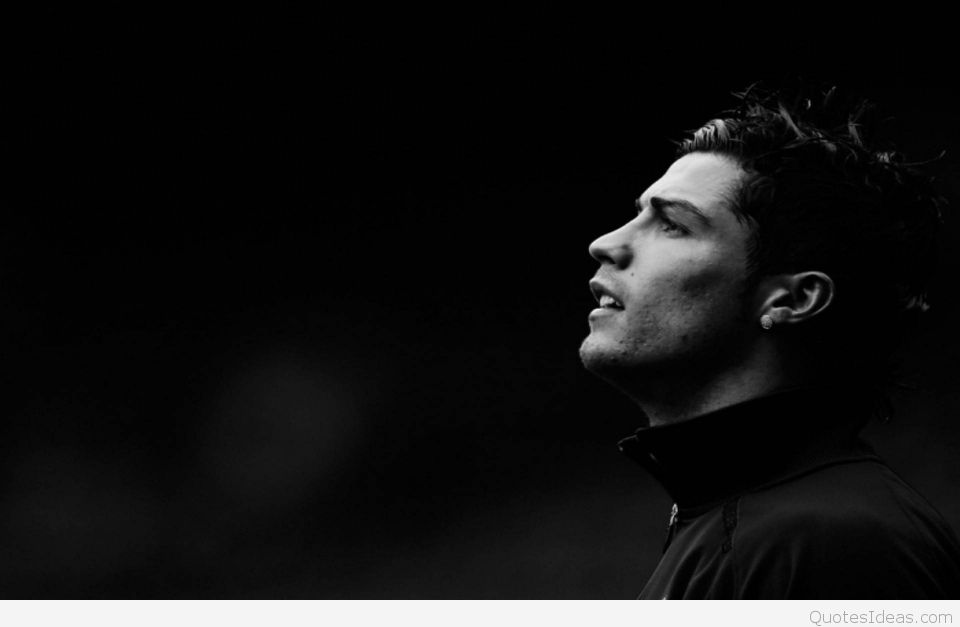 Football Wallpapers Cristiano Ronaldo Quotes Wallpaper - Cristiano Ronaldo Sad - HD Wallpaper 