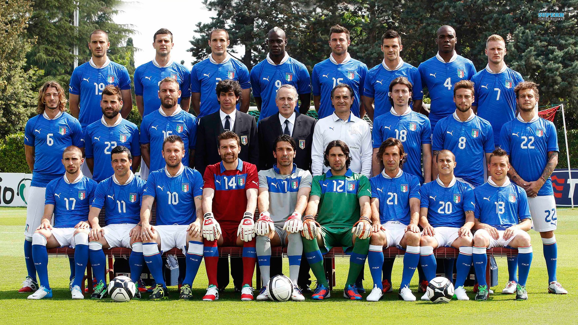 Wallpaper - Italian National Football Team 2012 - HD Wallpaper 