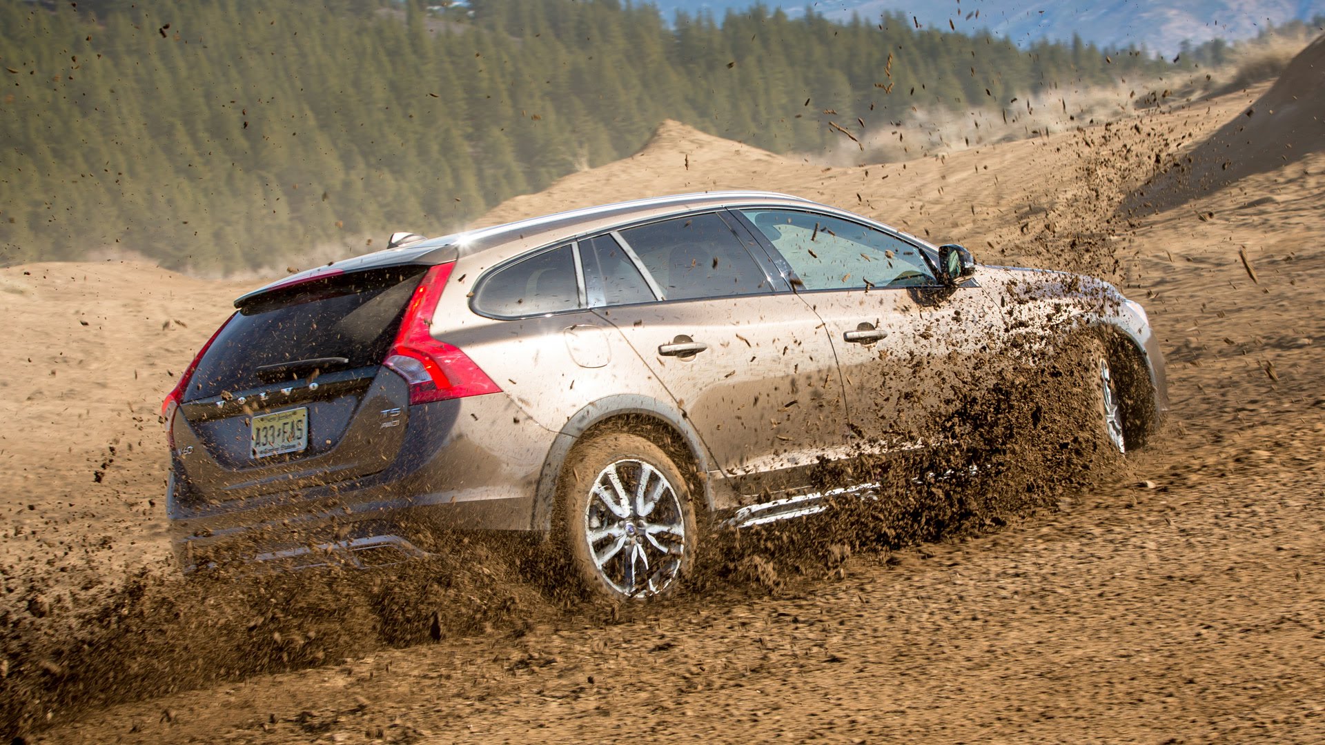 Volvo V60 Cross Country - Volvo V60 Cc 2016 - HD Wallpaper 