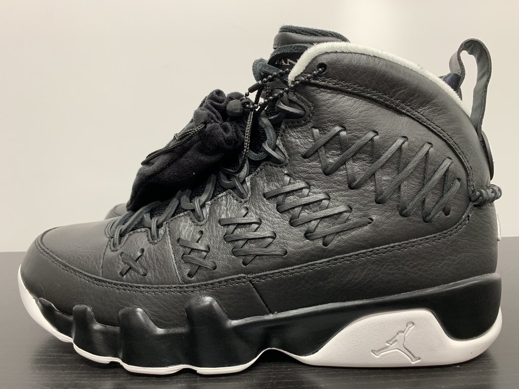 Sneakers - HD Wallpaper 