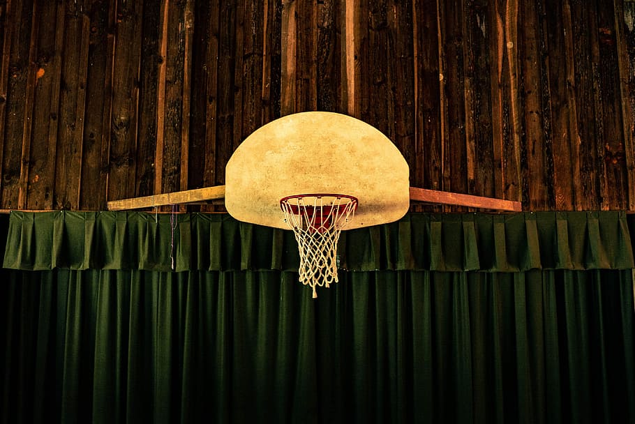 Brown And Red Basketball Hoop Near Green Curtains, - Basketball - HD Wallpaper 