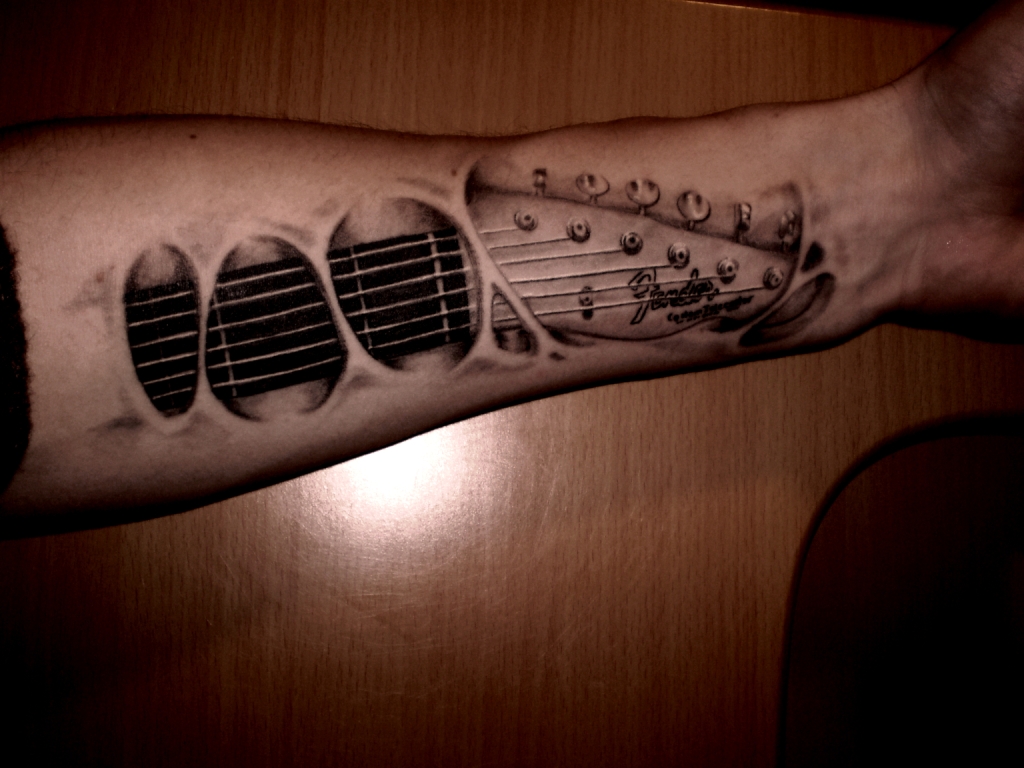 Ripped Skin Guitar Tattoo On Forearm - 3d Tattoos - 1024x768 Wallpaper -  