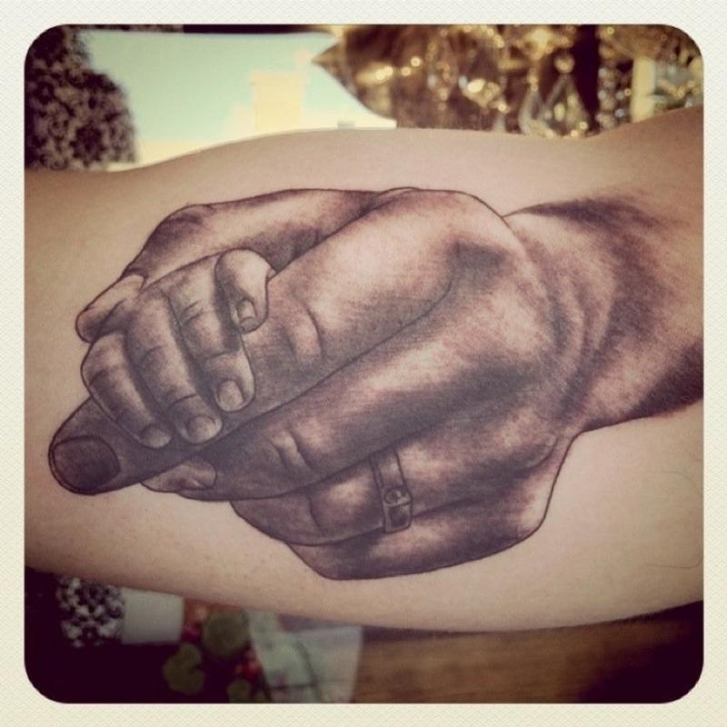 Megan Hoogland - Baby Hands - Baby Hand Print Tattoo - HD Wallpaper 