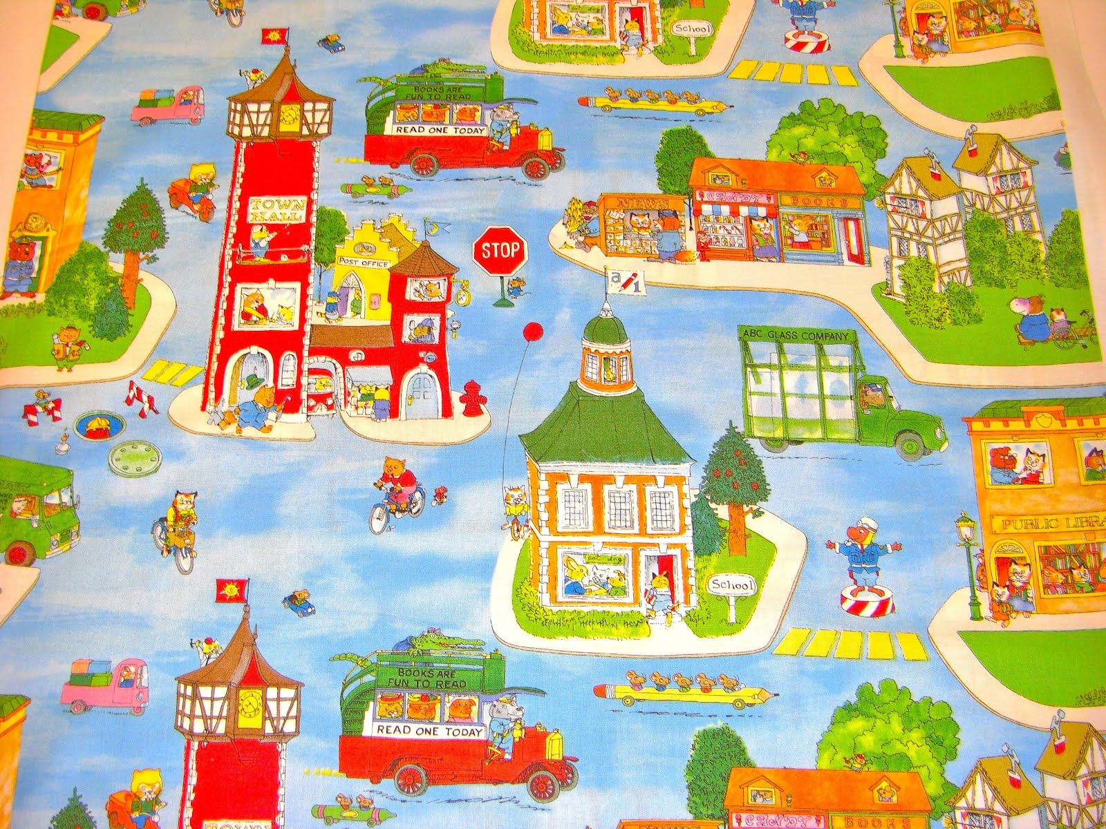 Richard Scarry Busytown Map - HD Wallpaper 