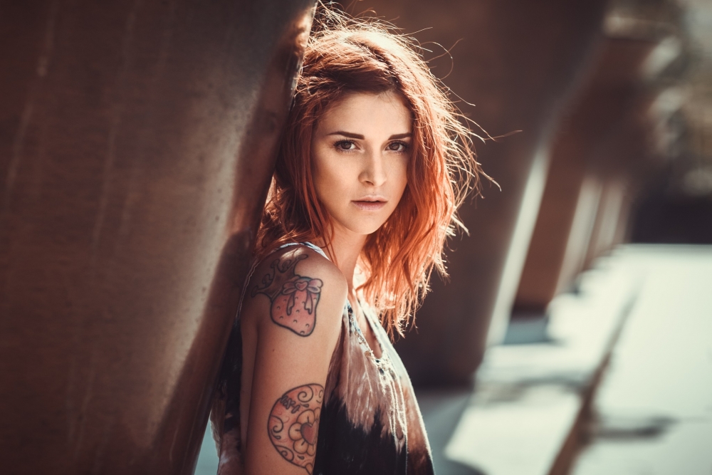 Redhead, Tattoos, Shoulders, Model, Women - Photo Shoot - HD Wallpaper 