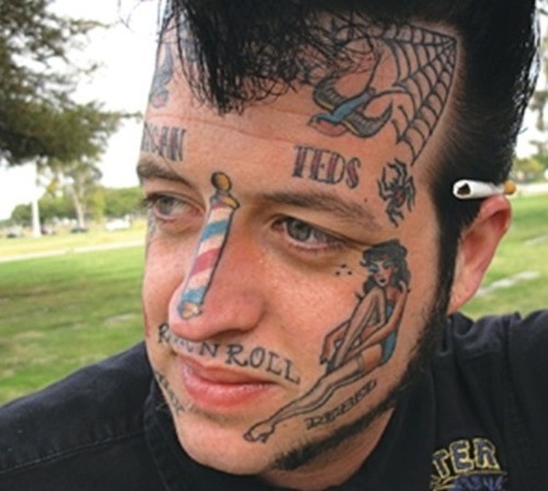 Amazing Face Tattoo For Men - Barber Pole Tattoo Face - HD Wallpaper 