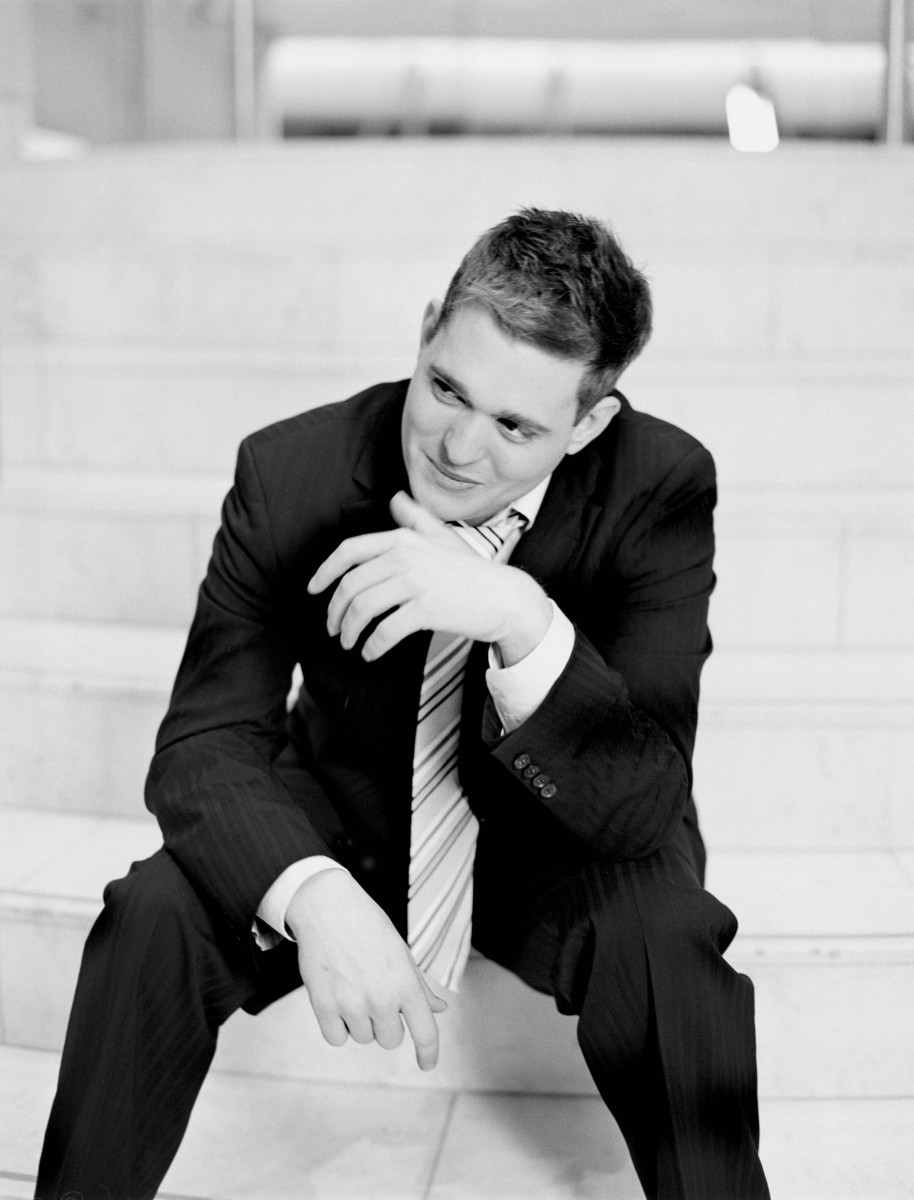 Pic - Michael Buble In Black And White - HD Wallpaper 