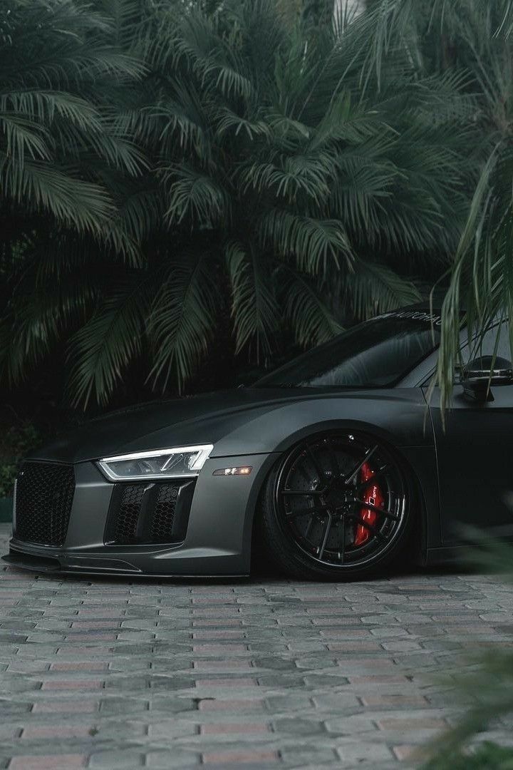 Audi R8 - HD Wallpaper 