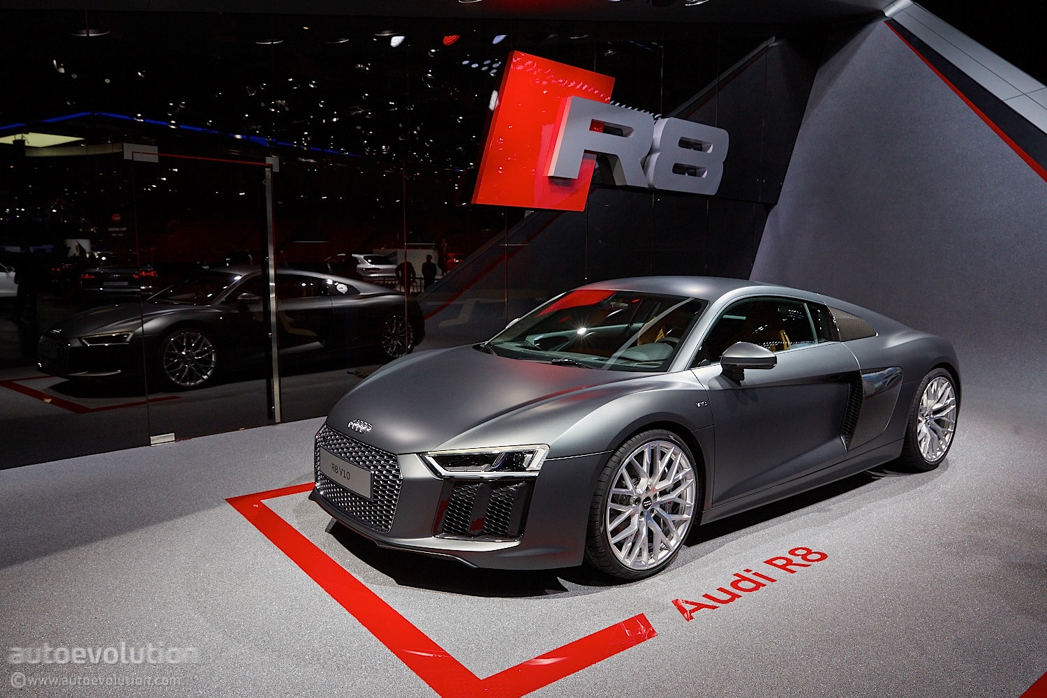 Audi R8 Geneva - HD Wallpaper 