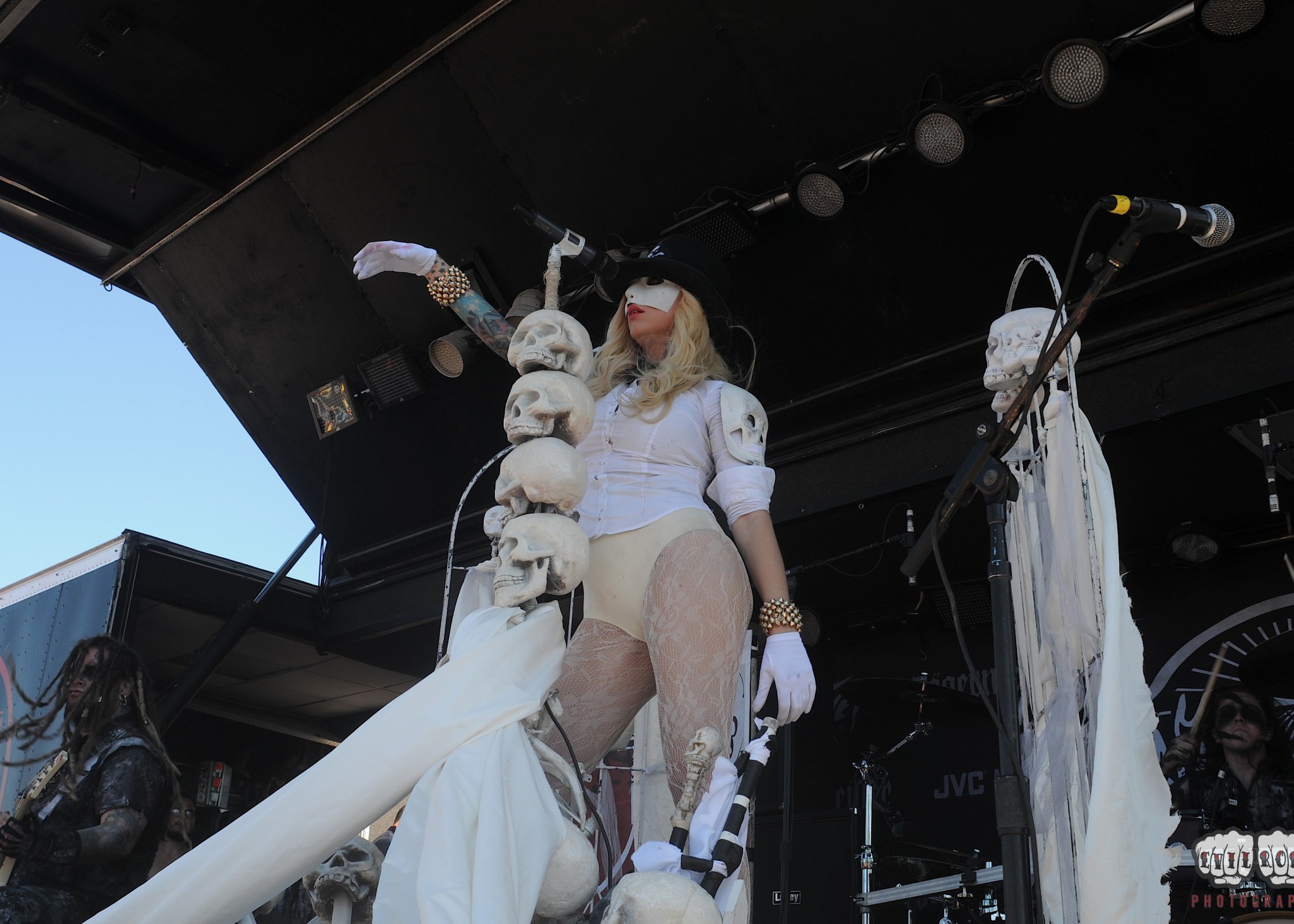 In This Moment Maria Brink Women Females Girls Sexy - Performance - HD Wallpaper 