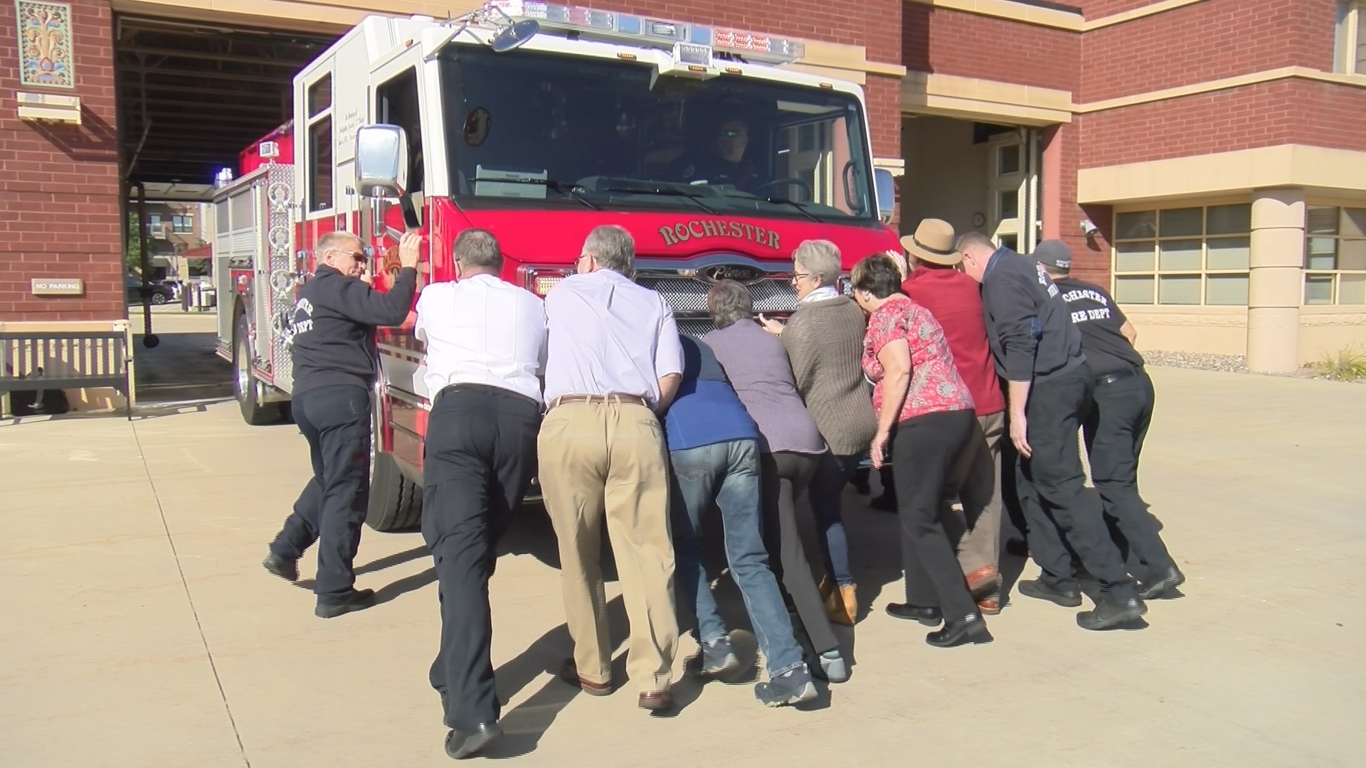 Fire Apparatus - HD Wallpaper 